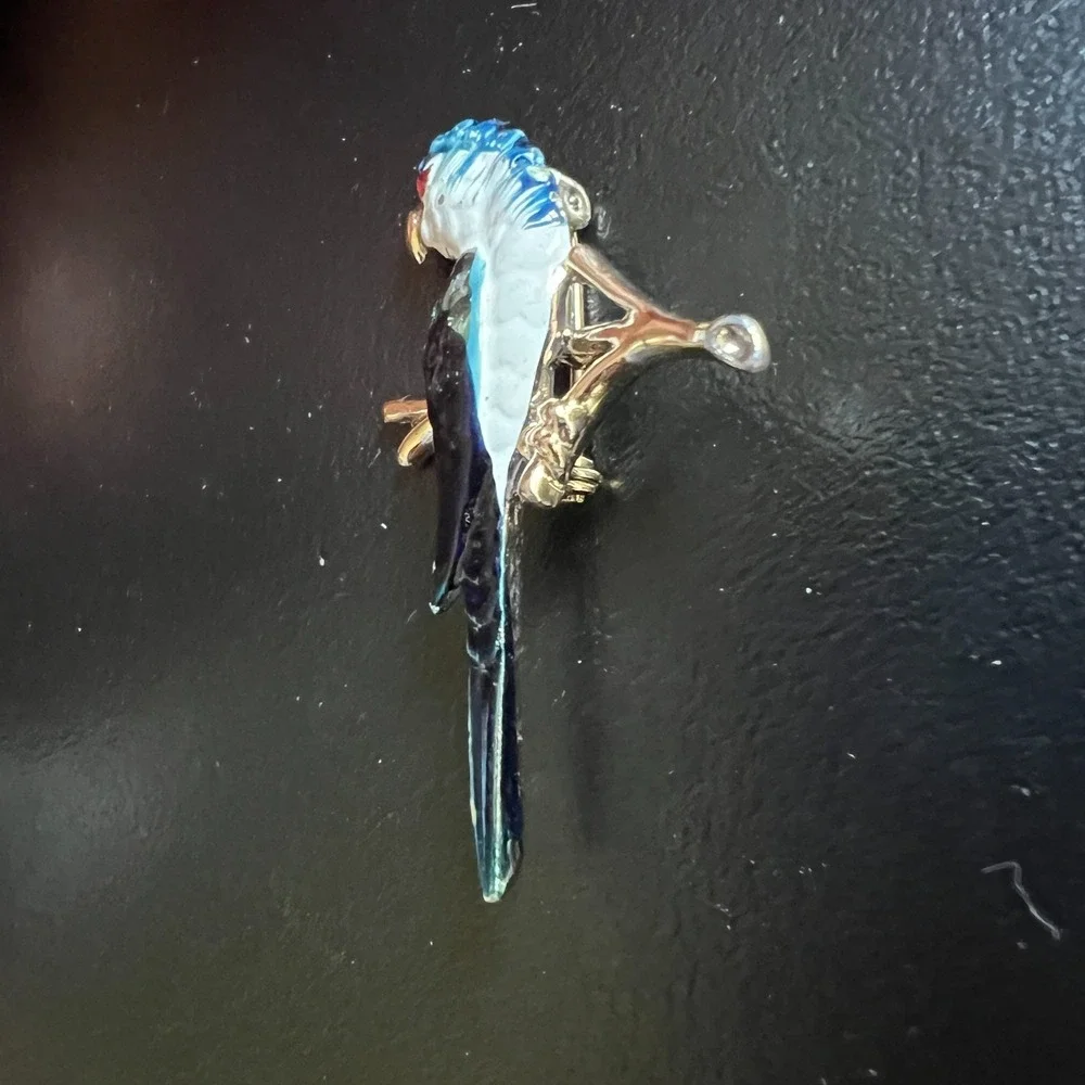 Vintage‎ Parrot Brooch Bird On Branch Blue Enamel Gold Tone Crystal Eye  Pin